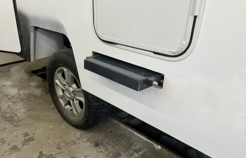 Лестница выдвижная стальная